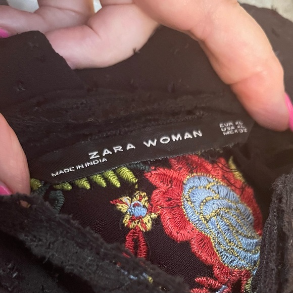 Zara Women black with lace embroidered top - Picture 8 of 9